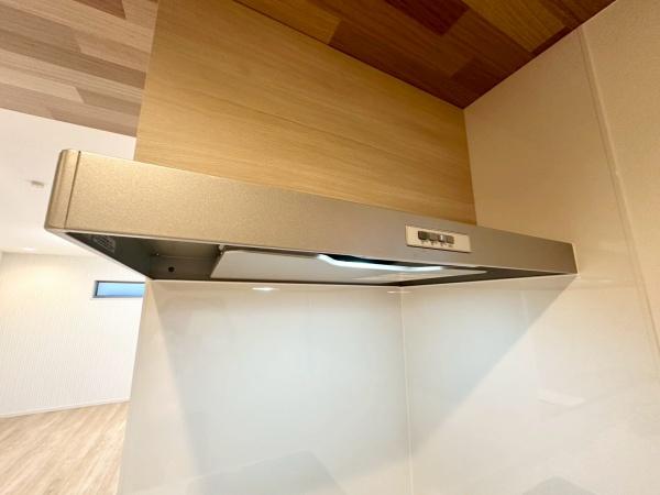 �_�ސ쌧���l�s�����哹2���ڂ̐V�z��ˌ��ẴL�b�`��