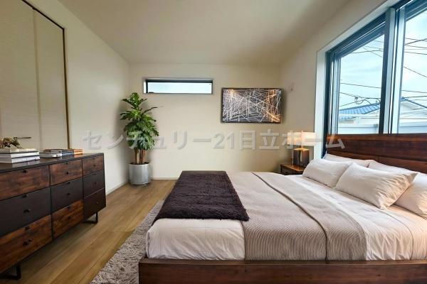 �_�ސ쌧���l�s�����哹2���ڂ̐V�z��ˌ��Ă̐Q��