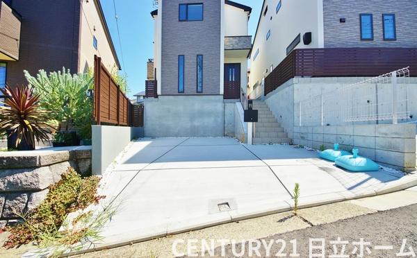 �_�ސ쌧���l�s�t��|���u�̒��È�ˌ��Ă̑O�ʓ��H�܂ތ��n�ʐ^