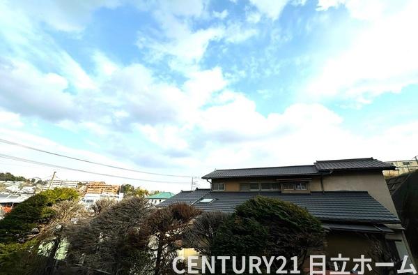 �_�ސ쌧���l�s�`�k�揬�����̒��Ã}���V�����̏Z�˂���̒��]�ʐ^