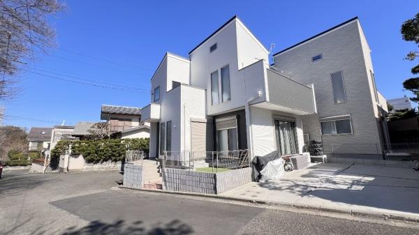 �_�ސ쌧���l�s����쓇���̒��È�ˌ��Ă̑O�ʓ��H�܂ތ��n�ʐ^