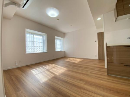 �_�ސ쌧���l�s��q�扺���̒��Ã}���V�����̃��r���O