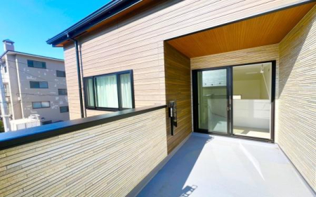 �_�ސ쌧���l�s�s�}��`�c��5���ڂ̒��È�ˌ��Ẵo���R�j�[