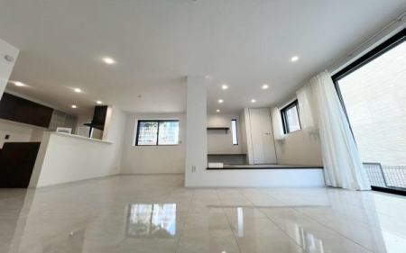 �_�ސ쌧���l�s�s�}��`�c��5���ڂ̒��È�ˌ��Ẵ��r���O