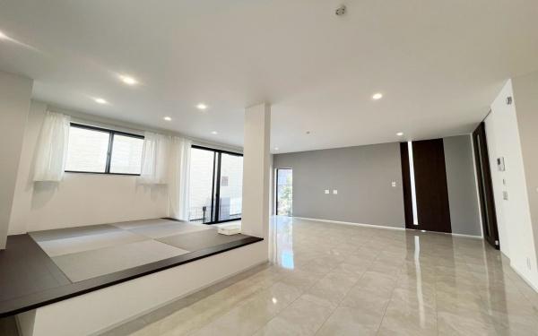 �_�ސ쌧���l�s�s�}��`�c��5���ڂ̒��È�ˌ��Ẵ��r���O