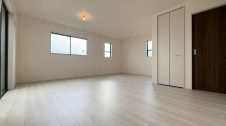 �_�ސ쌧���l�s�t�抛�u�c���̐V�z��ˌ��Ẵ��r���O