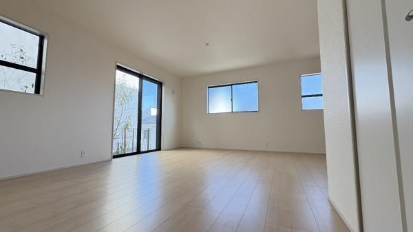 �_�ސ쌧���l�s�t�抛�u�c���̐V�z��ˌ��Ẵ��r���O