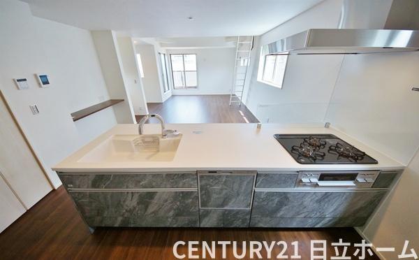 �_�ސ쌧���l�s��扪�Ò��̐V�z��ˌ��ẴL�b�`��