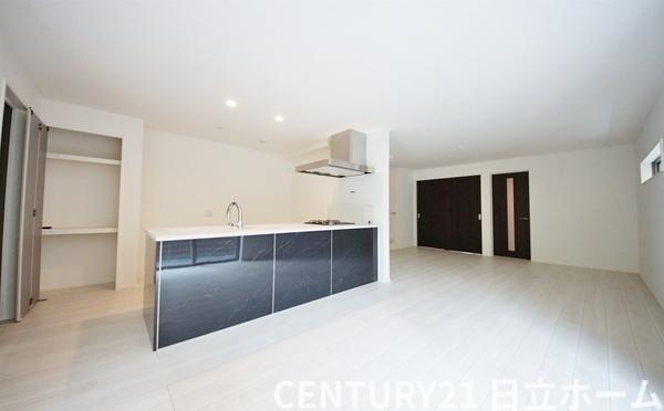 �_�ސ쌧���l�s��扪�Ò��̐V�z��ˌ��Ẵ��r���O