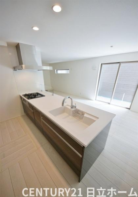 �_�ސ쌧���l�s��扪�Ò��̐V�z��ˌ��ẴL�b�`��