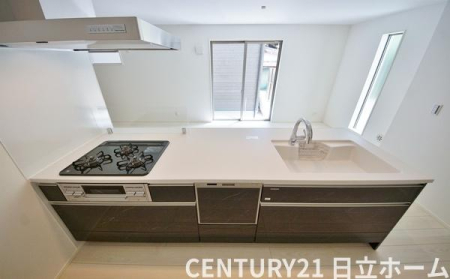 �_�ސ쌧���l�s��扪�Ò��̐V�z��ˌ��ẴL�b�`��