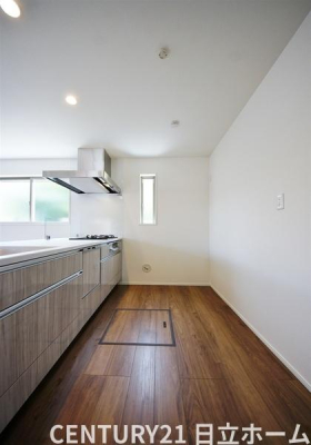 �_�ސ쌧���l�s��扪�Ò��̐V�z��ˌ��ẴL�b�`��