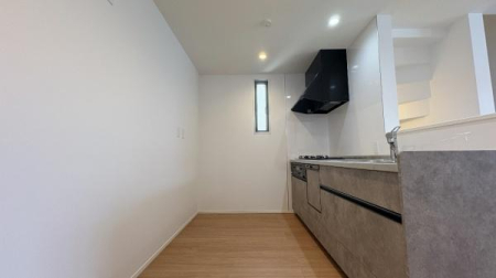 �_�ސ쌧���s���Ë斾�Â̒��È�ˌ��ẴL�b�`��