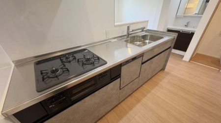 �_�ސ쌧���s���Ë斾�Â̒��È�ˌ��ẴL�b�`��