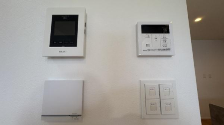 �_�ސ쌧���s���Ë斾�Â̒��È�ˌ��Ă̓��d�l�ʐ^(���r���O�j