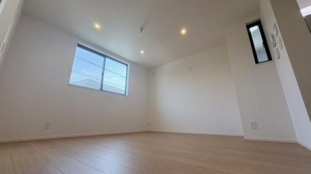 �_�ސ쌧���s���Ë斾�Â̒��È�ˌ��Ẵ��r���O