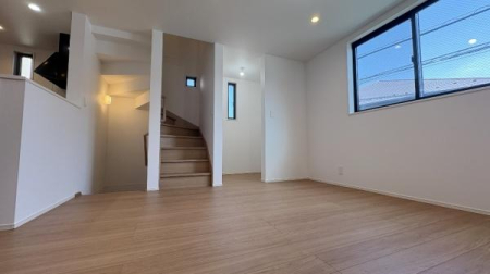 �_�ސ쌧���s���Ë斾�Â̒��È�ˌ��Ẵ��r���O