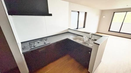 �_�ސ쌧���q�s�␣�̐V�z��ˌ��ẴL�b�`��