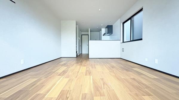 �_�ސ쌧���q�s�␣�̐V�z��ˌ��Ẵ��r���O