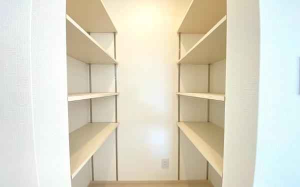 �_�ސ쌧���l�s����R����3���ڂ̐V�z��ˌ��Ă̎��[