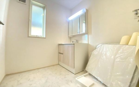 �_�ސ쌧���l�s����R����3���ڂ̐V�z��ˌ��Ă̐��ʑ�E���ʏ�