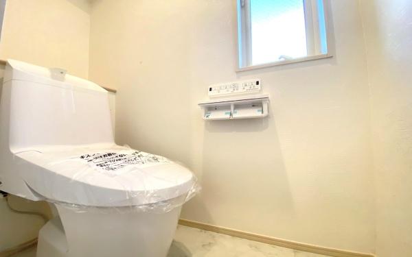 �_�ސ쌧���l�s����R����3���ڂ̐V�z��ˌ��Ẵg�C��