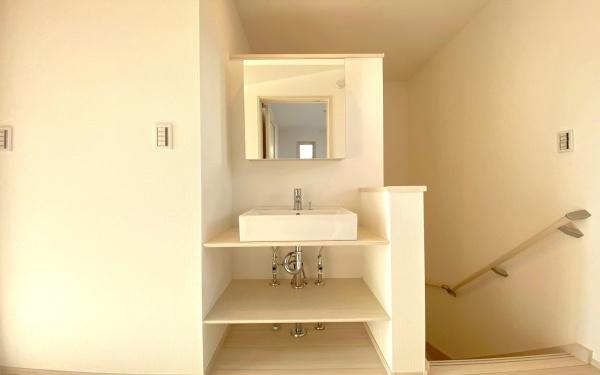 �_�ސ쌧���l�s����R����3���ڂ̐V�z��ˌ��Ă̐��ʑ�E���ʏ�