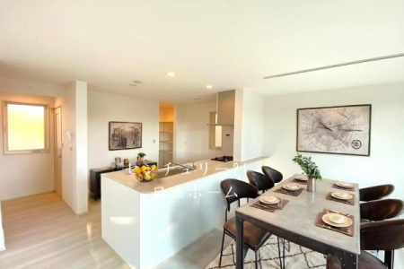 �_�ސ쌧���l�s����R����3���ڂ̐V�z��ˌ��ẴL�b�`��