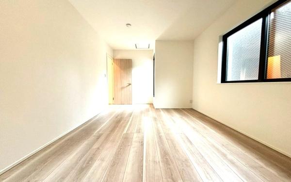 �_�ސ쌧���l�s�h��}��4���ڂ̐V�z��ˌ��Ă̐Q��