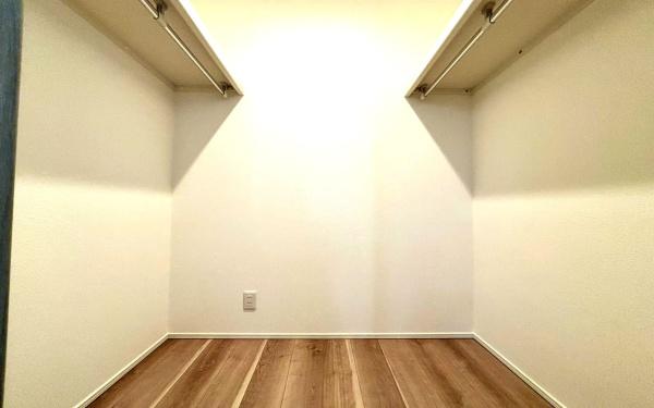 �_�ސ쌧���l�s�h��}��4���ڂ̐V�z��ˌ��Ă̎��[