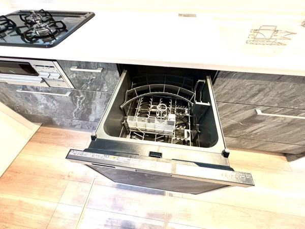 �_�ސ쌧���l�s�h��}��4���ڂ̐V�z��ˌ��ẴL�b�`��