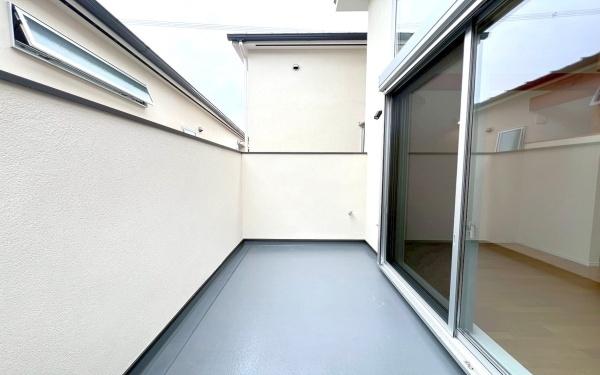 �_�ސ쌧���l�s�˒ˋ於�����̐V�z��ˌ��Ẵo���R�j�[