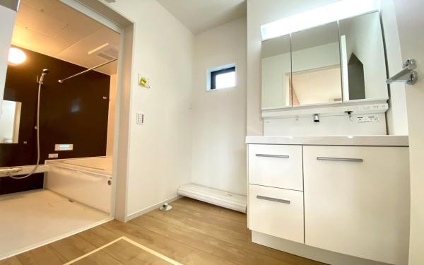 �_�ސ쌧���l�s�h���V���̐V�z��ˌ��Ă̐��ʑ�E���ʏ�