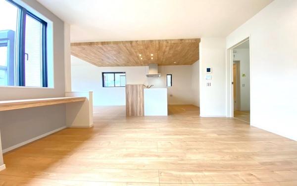 �_�ސ쌧���l�s�h���V���̐V�z��ˌ��Ẵ��r���O