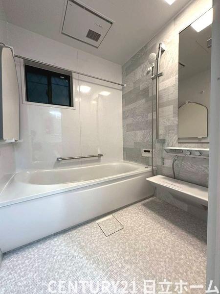 �_�ސ쌧���l�s��q���q2���ڂ̐V�z��ˌ��Ă̗���