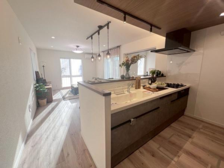 �_�ސ쌧���l�s��q��c��2���ڂ̒��È�ˌ��ẴL�b�`��