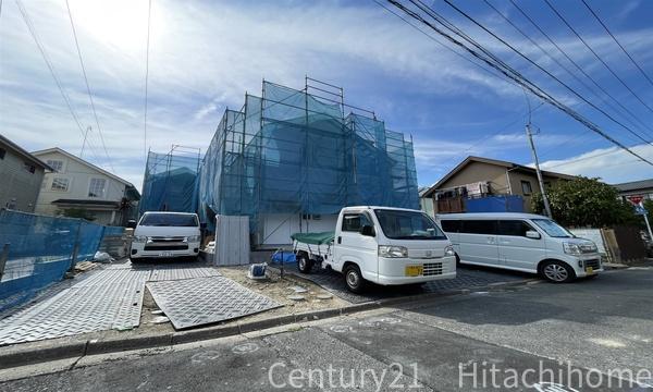 �_�ސ쌧���l�s�h��j�䐼2���ڂ̐V�z��ˌ��Ă̑O�ʓ��H�܂ތ��n�ʐ^