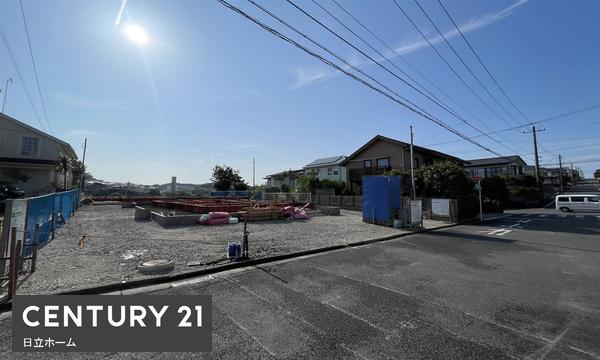 �_�ސ쌧���l�s�h��j�䐼2���ڂ̐V�z��ˌ��Ă̑O�ʓ��H�܂ތ��n�ʐ^