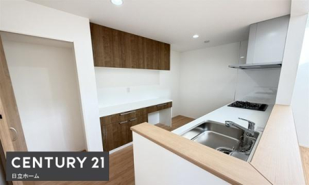 �_�ސ쌧���l�s�h��j�䐼2���ڂ̐V�z��ˌ��ẴL�b�`��