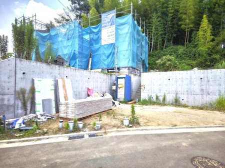 �_�ސ쌧���l�s�t��ޗǒ��̐V�z��ˌ��Ă̂��̑����n