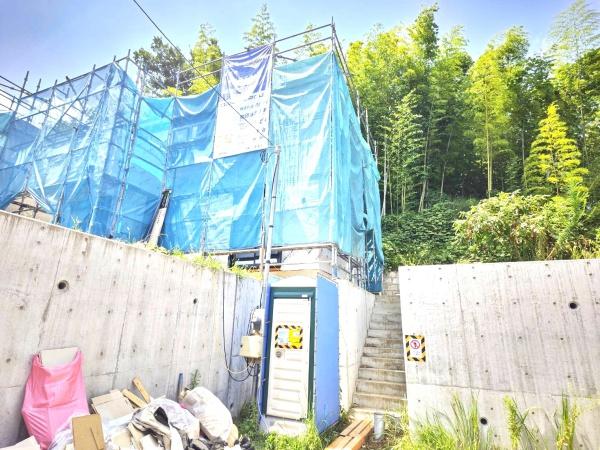 �_�ސ쌧���l�s�t��ޗǒ��̐V�z��ˌ��Ă̂��̑����n