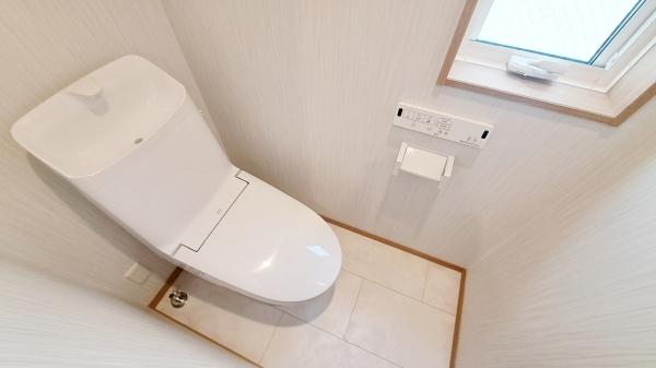 �_�ސ쌧���l�s�ߌ����̋{2���ڂ̐V�z��ˌ��Ẵg�C��