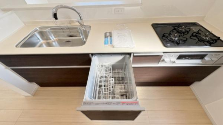 �_�ސ쌧���l�s�ߌ����̋{2���ڂ̐V�z��ˌ��ẴL�b�`��