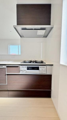 �_�ސ쌧���l�s�ߌ����̋{2���ڂ̐V�z��ˌ��ẴL�b�`��