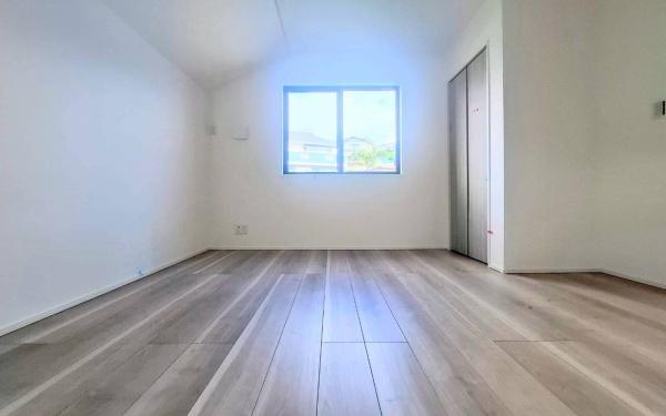 �_�ސ쌧���l�s�˒ˋ救�����̐V�z��ˌ��Ă̎q������