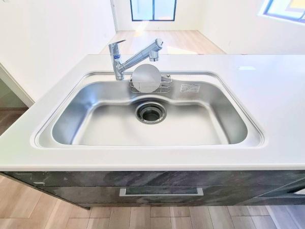 �_�ސ쌧���l�s�˒ˋ救�����̐V�z��ˌ��ẴL�b�`��