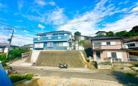 �_�ސ쌧���l�s�˒ˋ救�����̐V�z��ˌ��Ă̏Z�˂���̒��]�ʐ^