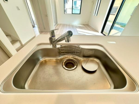 �_�ސ쌧���l�s�˒ˋ救�����̐V�z��ˌ��ẴL�b�`��