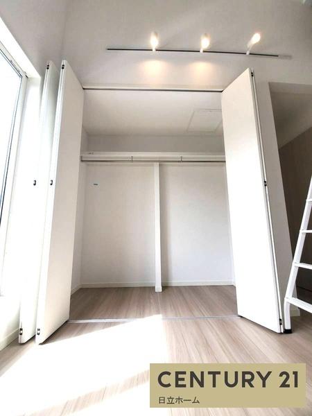 �_�ސ쌧���l�s���J�搣�J1���ڂ̐V�z��ˌ��Ă̎��[