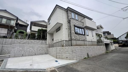 �_�ސ쌧���l�s����O���c���̐V�z��ˌ��Ă̌��n�O�ώʐ^